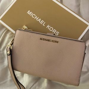 Michael Kors Wallet Wristlet
